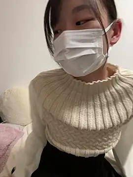 -Rinka- online show from 05-17-26, 01:07