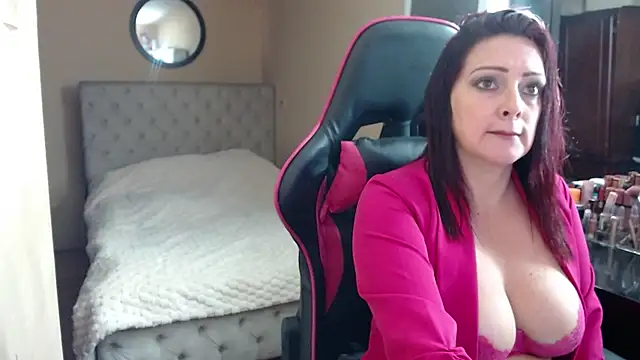 Snapshot of Carol_Scottt chatting on 06-27-26, 08:36 Carol Scottt online show from 06-27-26, 08:36