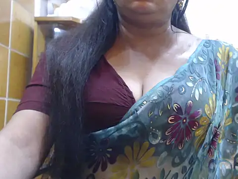 desi-maisa130 online show from 06-11-26, 04:38
