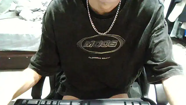 Snapshot of kaikai_0804 chatting on 10-22-25, 05:56 kaikai 0804 online show from 10-22-25, 05:56
