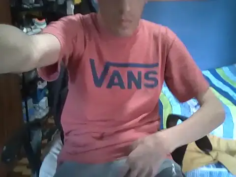 Snapshot of RamiiiAleja chatting on 03-27-26, 08:41 RamiiiAleja online show from 03-27-26, 08:41