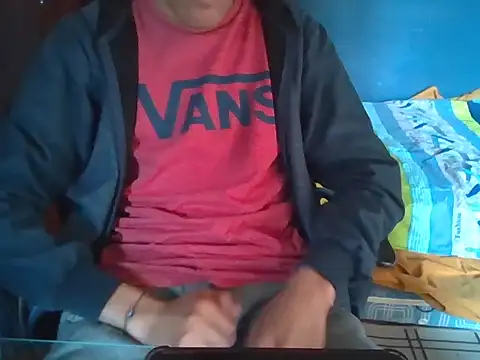 Snapshot of RamiiiAleja chatting on 03-28-26, 07:57 RamiiiAleja online show from 03-28-26, 07:57