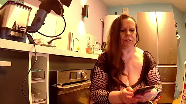 Endrocleia online show from 03-05-26, 01:01