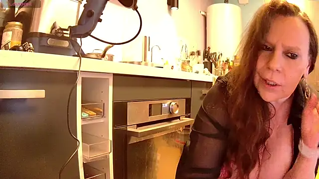 Endrocleia online show from 03-21-26, 01:32