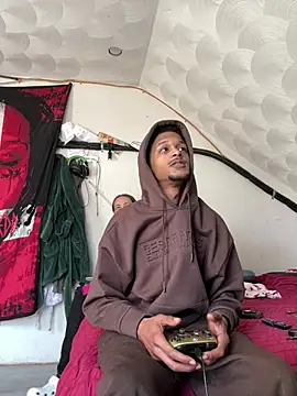 Snapshot of rayyymack chatting on 02-04-26, 03:51 rayyymack online show from 02-04-26, 03:51