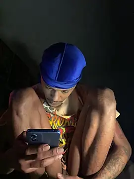 Snapshot of rayyymack chatting on 02-16-26, 04:41 rayyymack online show from 02-16-26, 04:41