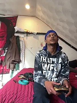 Snapshot of rayyymack chatting on 02-16-26, 07:32 rayyymack online show from 02-16-26, 07:32