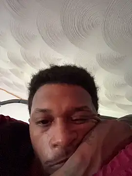 Snapshot of rayyymack chatting on 02-19-26, 01:18 rayyymack online show from 02-19-26, 01:18