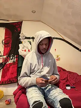 Snapshot of rayyymack chatting on 03-13-26, 10:55 rayyymack online show from 03-13-26, 10:55