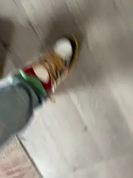 Snapshot of rayyymack chatting on 03-19-26, 01:04 rayyymack online show from 03-19-26, 01:04