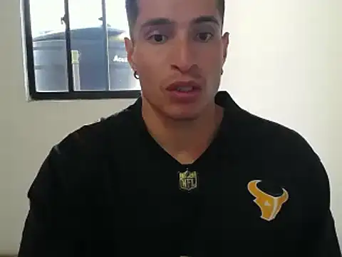 Snapshot of jack_pergurtson01 chatting on 06-17-26, 08:54 jack pergurtson01 online show from 06-17-26, 08:54