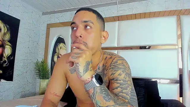 Damian09  online show from 01-05-26, 10:02