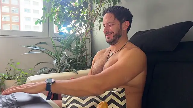 Snapshot of arielenbsas chatting on 03-02-26, 01:29 arielenbsas online show from 03-02-26, 01:29