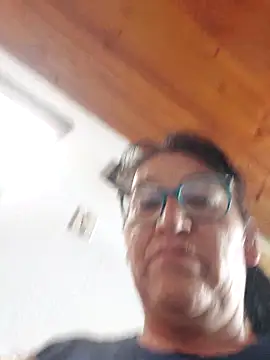 clarita 01 online show from 04-03-26, 08:51