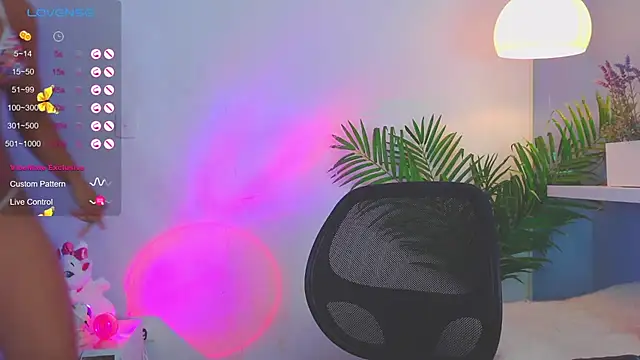 catalina  lovers online show from 02-06-25, 05:19