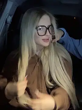 Holly-Glamour online show from 04-01-26, 12:55