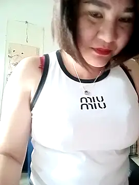 Snapshot of Rose_DiDi chatting on 04-24-26, 06:38 Rose DiDi online show from 04-24-26, 06:38