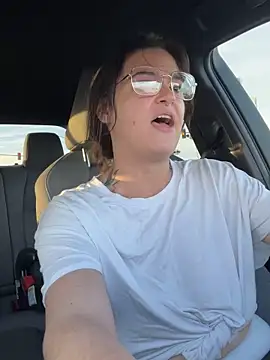 SafeinouterSpace online show from 01-06-26, 12:03