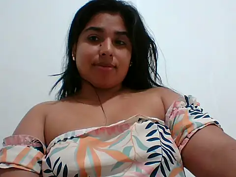 hurrem had online show from 04-17-26, 04:37