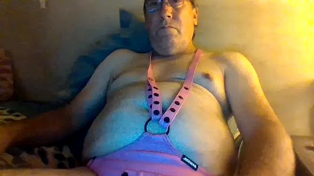 Snapshot of hornyrich69 chatting on 04-20-26, 03:09 hornyrich69 online show from 04-20-26, 03:09