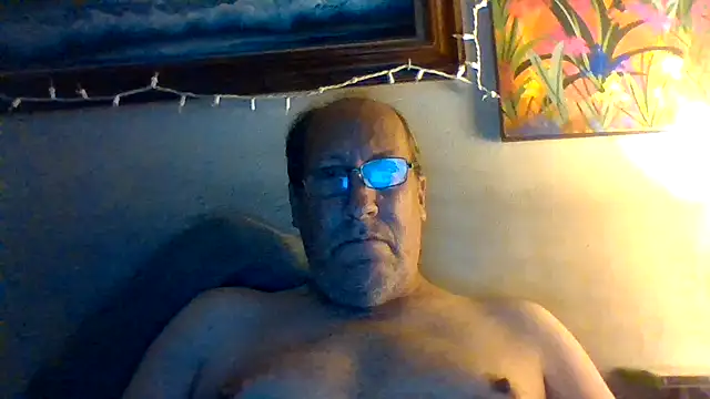 Snapshot of hornyrich69 chatting on 05-03-26, 05:24 hornyrich69 online show from 05-03-26, 05:24