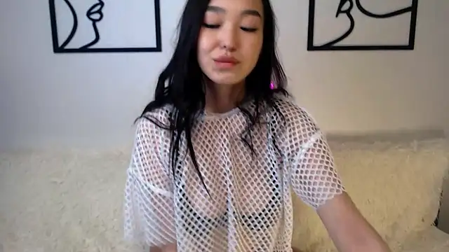 Snapshot of Hitomi_Itoo chatting on 01-23-25, 01:45 Hitomi Itoo online show from 01-23-25, 01:45