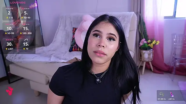 Snapshot of Natasha__Sccott chatting on 11-06-25, 06:20 Natasha Sccott online show from 11-06-25, 06:20