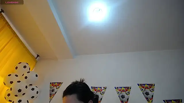 Snapshot of melpark chatting on 06-15-26, 01:02 melpark online show from 06-15-26, 01:02