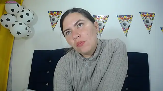 Snapshot of melpark chatting on 07-18-26, 01:10 melpark online show from 07-18-26, 01:10