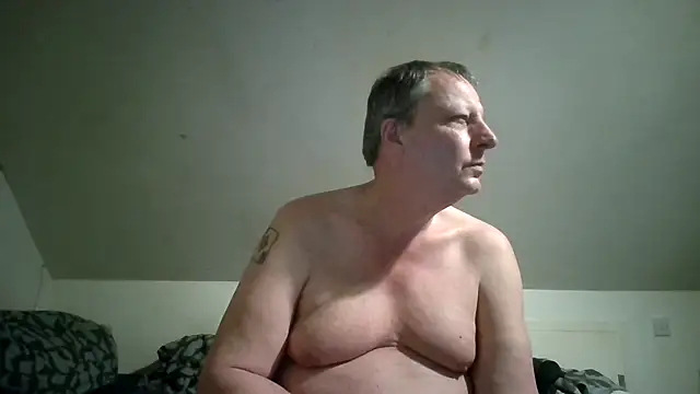 chubbybear2cum online show from 05-15-26, 11:45