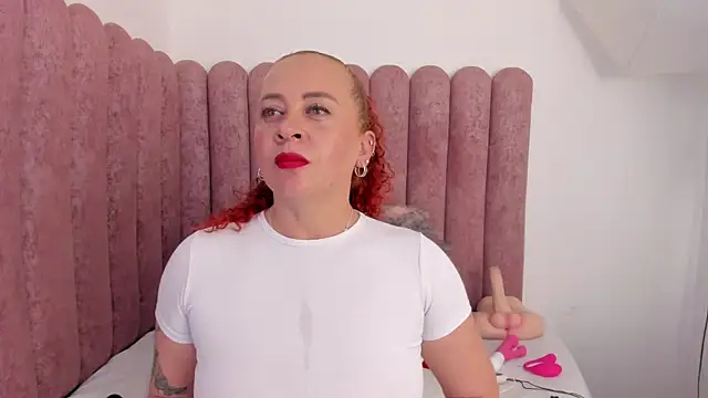 ChannelFox   online show from 04-09-26, 08:25