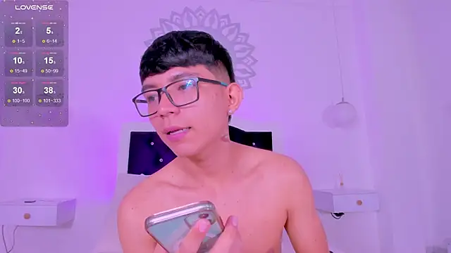 CodyTwink online show from 01-12-26, 05:40