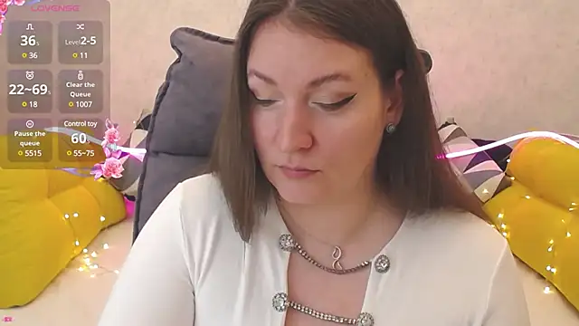 Snapshot of Nataly_cute chatting on 02-28-25, 07:56 Nataly cute online show from 02-28-25, 07:56