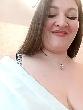 Snapshot of Nataly_cute chatting on 03-02-25, 02:30 Nataly cute online show from 03-02-25, 02:30