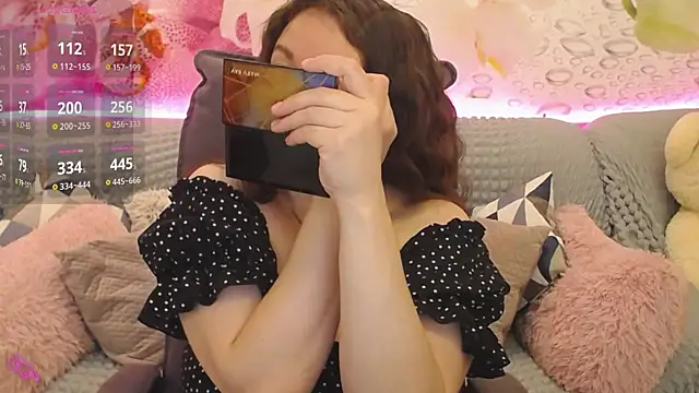 Snapshot of Nataly_cute chatting on 09-20-25, 06:31 Nataly cute online show from 09-20-25, 06:31