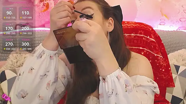 Snapshot of Nataly_cute chatting on 10-02-25, 06:15 Nataly cute online show from 10-02-25, 06:15