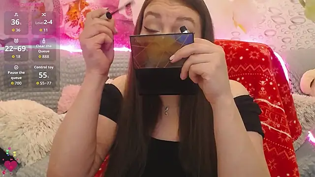 Snapshot of Nataly_cute chatting on 11-09-25, 11:14 Nataly cute online show from 11-09-25, 11:14