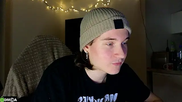 MoreRealAlex online show from 02-10-26, 08:35