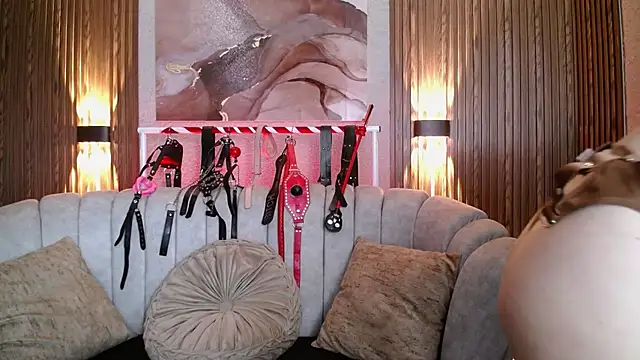 Naty slavedoll online show from 04-12-26, 12:10