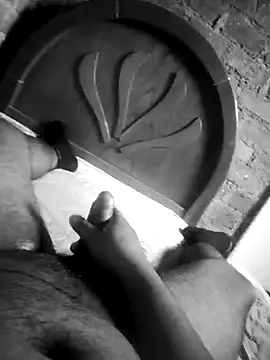 Snapshot of Dnick2 chatting on 03-04-25, 02:42 Dnick2 online show from 03-04-25, 02:42