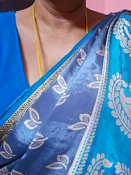 ananya956 online show from 07-01-26, 09:22