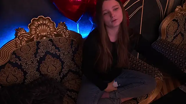 MagicPeachh  online show from 02-10-26, 01:15