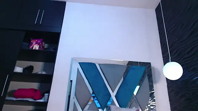 Victoria Coleman online show from 09-10-25, 11:54