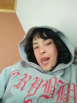 taaylor33 online show from 04-03-26, 10:08