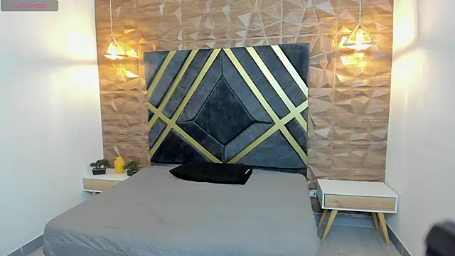 Johan Williams 07 online show from 04-04-26, 01:52