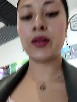 LisbethMoore  online show from 04-15-26, 02:13