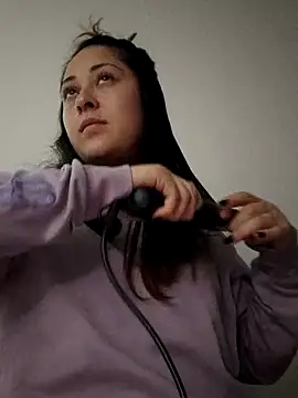 LisbethMoore  online show from 04-17-26, 11:41