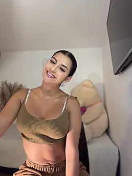 Kimm khalifa online show from 04-14-26, 01:55