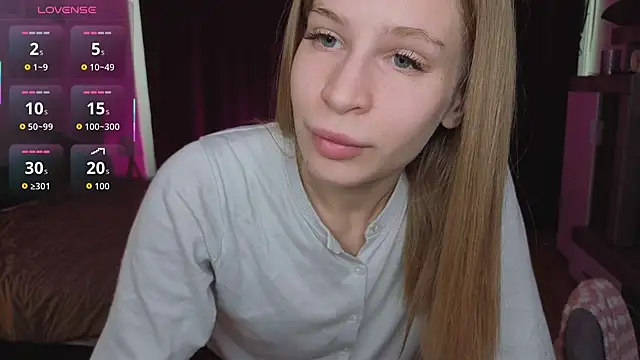 Elis Fox online show from 04-13-26, 11:05