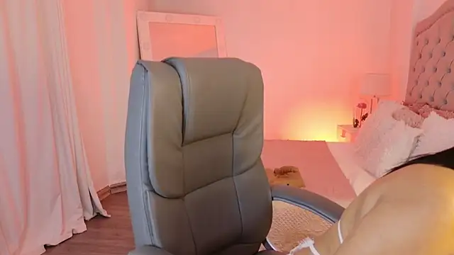 AshleyFerrer online show from 05-15-26, 03:19